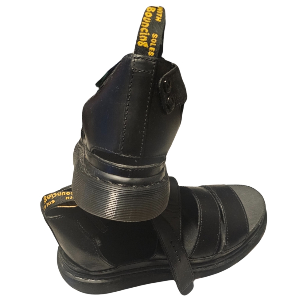 Dr. MARTINS SANDALS